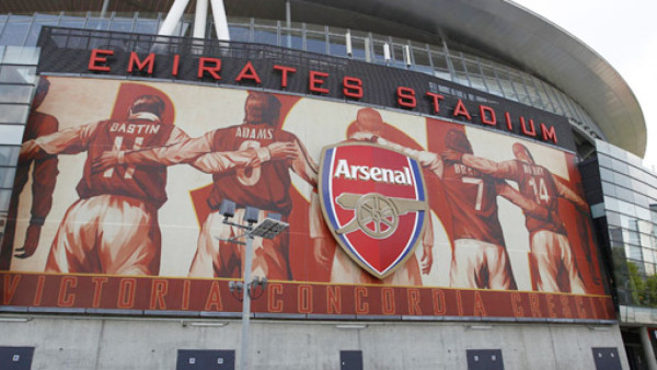 Por un paquete sospechoso, casi se suspende el Manchester City-Arsenal