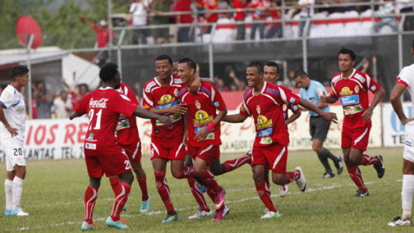 Real Sociedad gana primer pulso a Olimpia