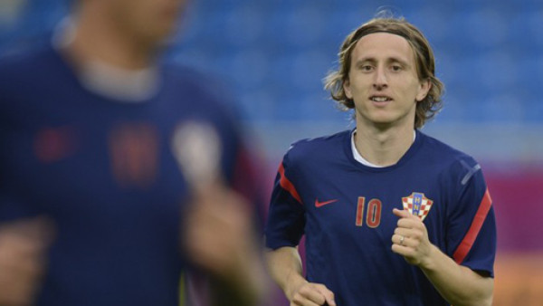 Real Madrid presenta a Luka Modric