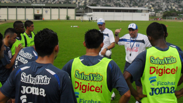 Honduras calienta motores en Ecuador