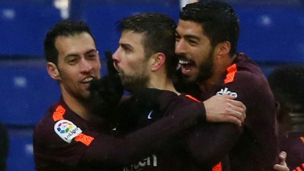 La de Piqué y Deeney, las últimas celebraciones más polémicas en el fútbol