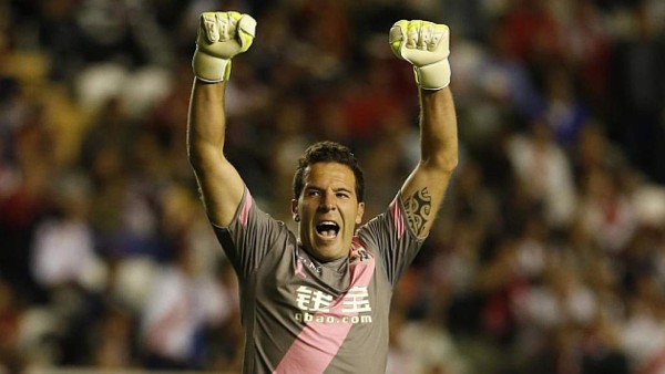 Dos del Real Madrid: Los porteros que recibieron más cervezas de Messi por cada gol marcado