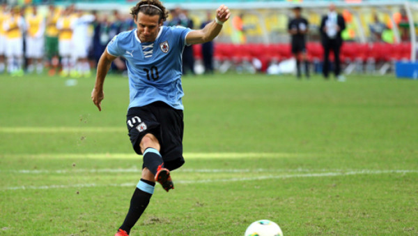 Diego Forlan, cerca de fichar por el Toronto de la MLS