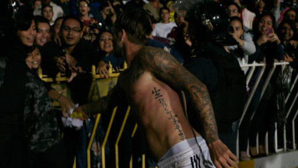 La chica de la camiseta de Beckham