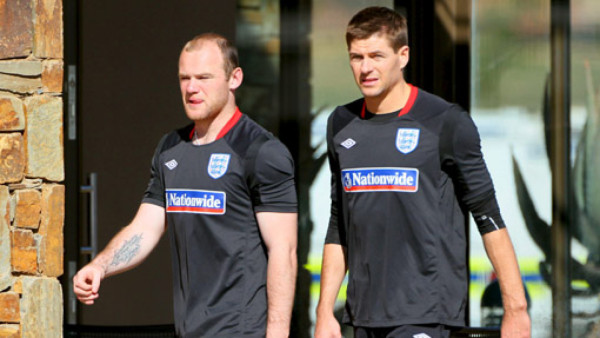 132 millones para Rooney y Gerrard