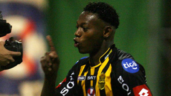 Henry Martínez se fue a Uruguay