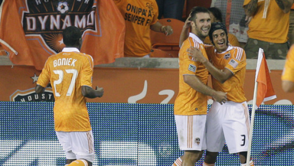 Magistral asistencia de Boniek García y Houston cedió un empate