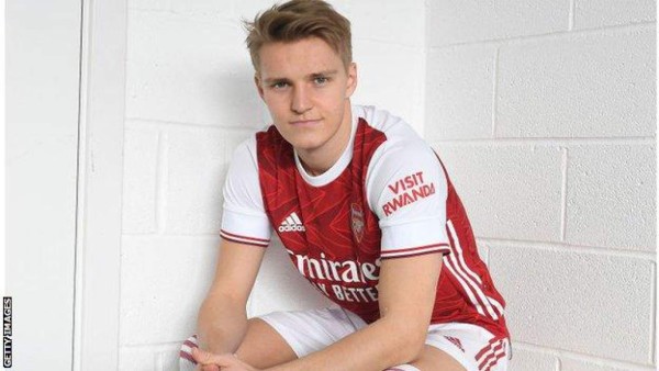 Mercado de fichajes: Arsenal quiere robarle crack a Barcelona, trueque Inter-Roma por delantero y Juventus contrata