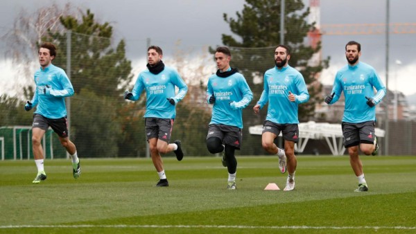 Real Madrid y la poderosa alineación para el derbi ante el Atlético en la Liga de España