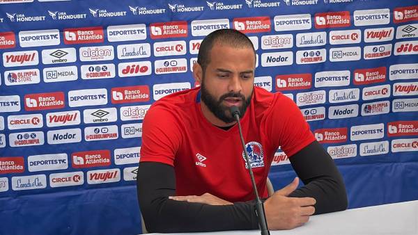 En conferencia de prensa con Olimpia, Edrick Menjívar confirmó su retiro de la selección de Honduras y no ha marcha atrás.