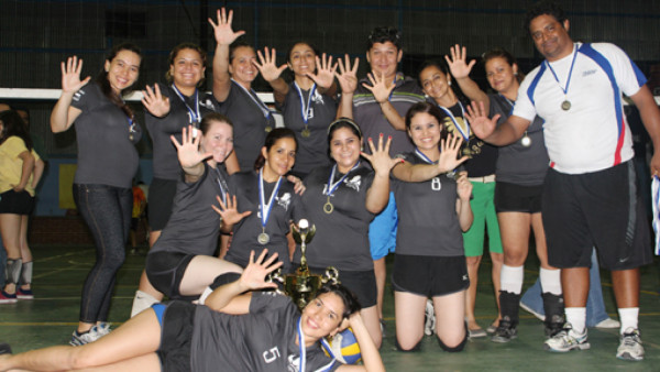 Águilas, las pentacampeonas del volibol