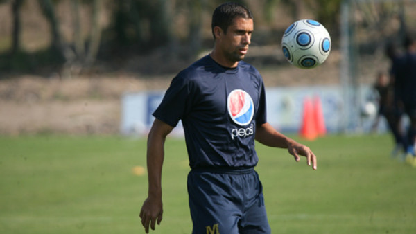 Júnior Izaguirre: 'no tenemos mañana'