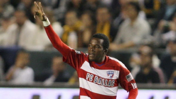Chávez dio triunfo al Dallas contra Pumas