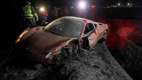 Los grandes jugadores del mundo que destrozaron sus autos de lujo