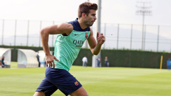 Piqué es duda para el clásico con Real Madrid