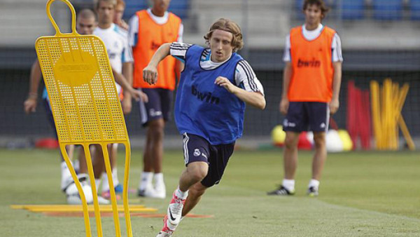 Modric ya entrenó con el Real Madrid