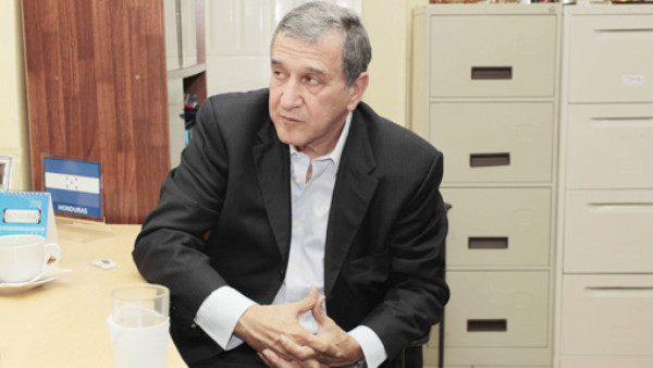 Carlos Parreira elogia carrera de Luis Suárez