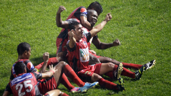 Savio humilla al Platense en el Excélsior y acaricia las semifinales