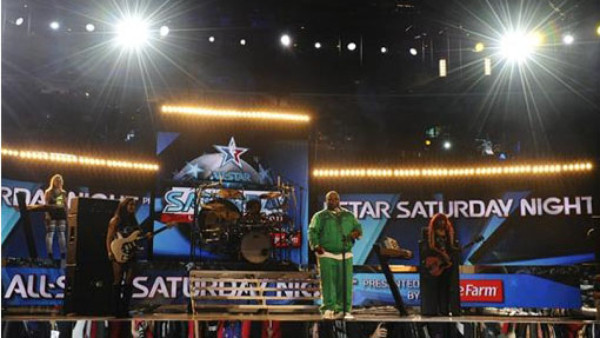 Espectáculo de donqueos en la NBA