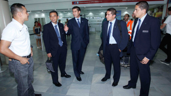 Llegan los árbitro ticos para el Honduras-Estados Unidos