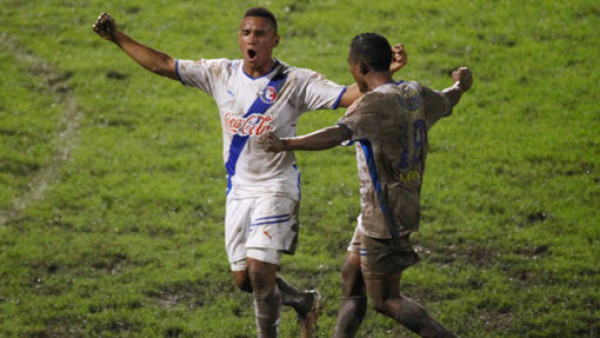 Olimpia, campeón a puro Carlos Will