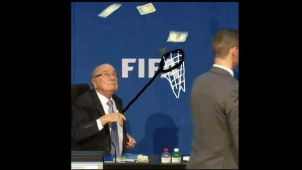 Los memes no perdonaron a Blatter y Platini