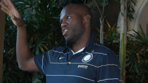 Suazo, entre los latinos mejor pagados