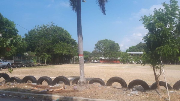 Cancha de tierra y gratos recuerdos: Así creció Bryan Acosta en La Ceiba