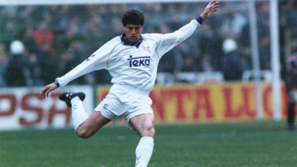 Futbolistas que vistieron la camiseta de Real Madrid y de Barcelona