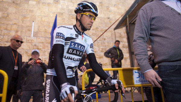 Dura sanción para Contador por dar positivo de clembuterol