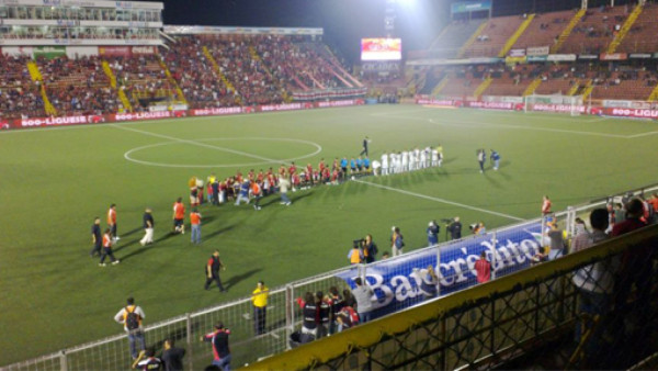 Olimpia se viene derrotado de Costa Rica