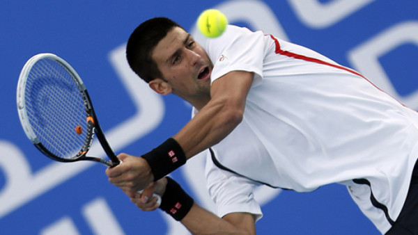 Djokovic se deshace de Ferrer por la vía rápida