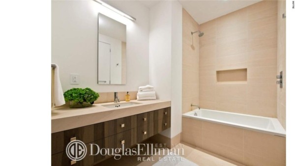 La lujosa mansión que ha puesto a la venta Jennifer López para ir a vivir con Álex Rodríguez