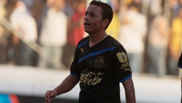 Olimpia podría apostar por Danilo Turcios