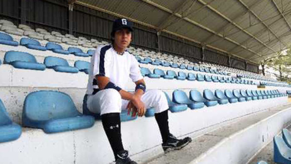 Pelotero guatemalteco desea triunfar con los Orioles de Baltimore