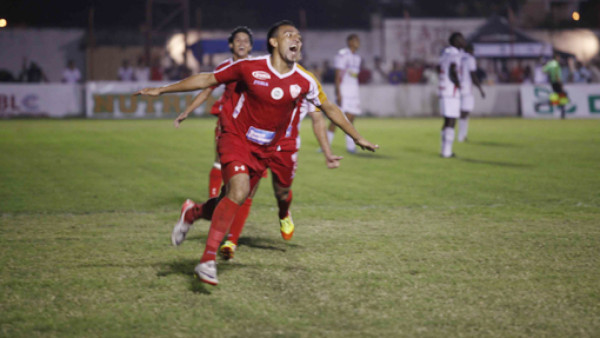 Atlético Choloma le quitó el invicto a Vida y es segundo