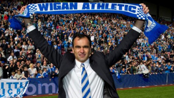 Wigan permite al Liverpool negociar con Roberto Martínez