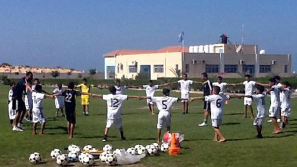 Real Madrid lleva sus escuelas de fútbol a Palestina