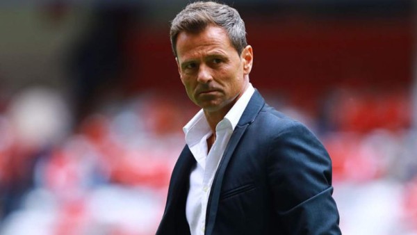 En la cancha y fuera de ella: Las figuras del fútbol con las que compartió vestuario Gastón Díaz, fichaje de Olimpia&nbsp;&nbsp;