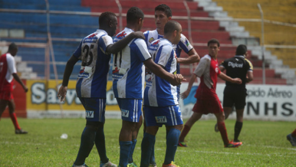 Victoria gana y Platense tiembla