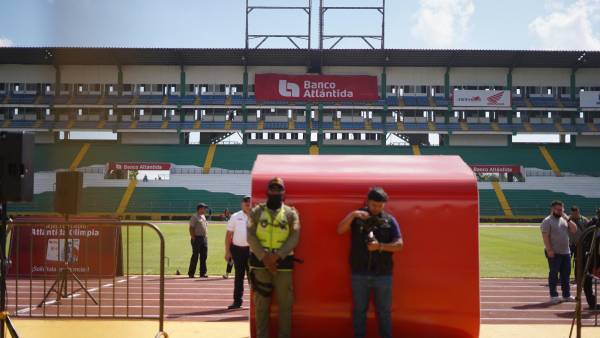 En las afueras y adentro del Olímpico habrá varios anillos de seguridad.