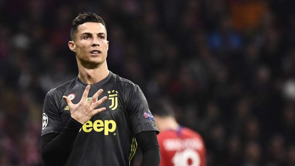 ¡Guapa presentadora le responde con todo a Cristiano Ronaldo!