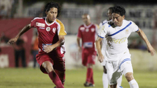 Aldo Oviedo ha jugado lesionado y lleva ocho días sin entrenar