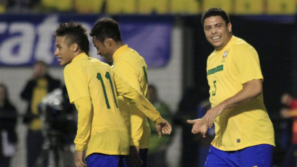 Ronaldo aconseja a Neymar irse a Europa