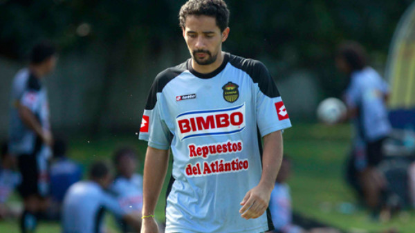 Miguel Castillo entrenó por primera vez con Real España
