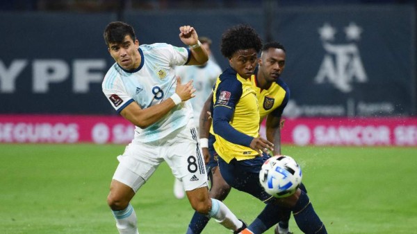 Con varios cambios: la alineación de Argentina para poner de rodillas a la Colombia de Rueda en Barranquilla