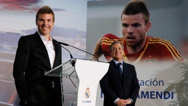 Illarramendi fue presentado en el Bernabéu