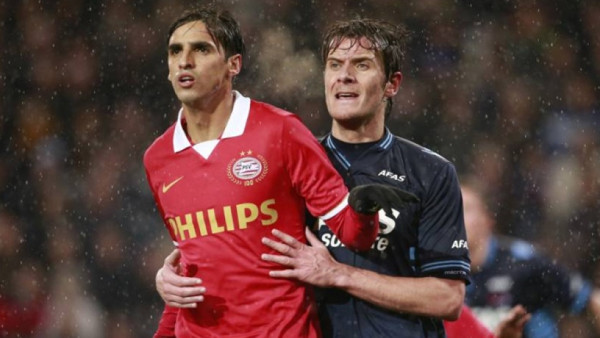 Bryan Ruiz anotó su primer gol con el PSV Eindhoven
