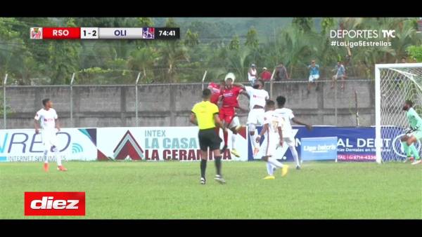 ¿Fue o no penal? El árbitro Nelson Salgado sancionó un controversial penal en contra de Olimpia en Tocoa