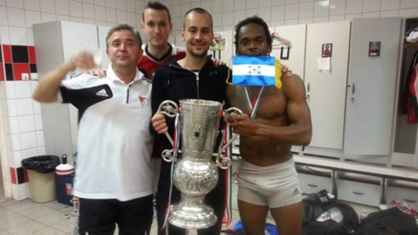 Los legionarios hondureños que han sido campeones en el extranjero